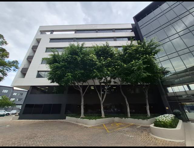 417M² OFFICE TO LET IN SANDTON CENTRAL
